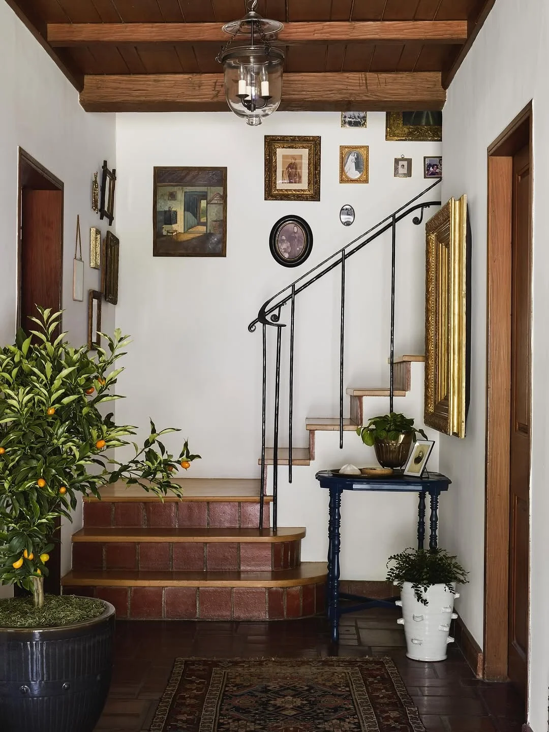 Stylish foyer ideas entryway
