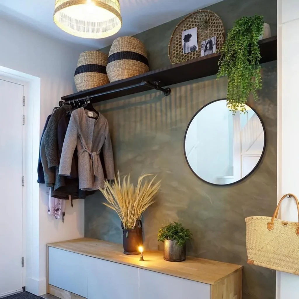 Ornate entryway mirror design
