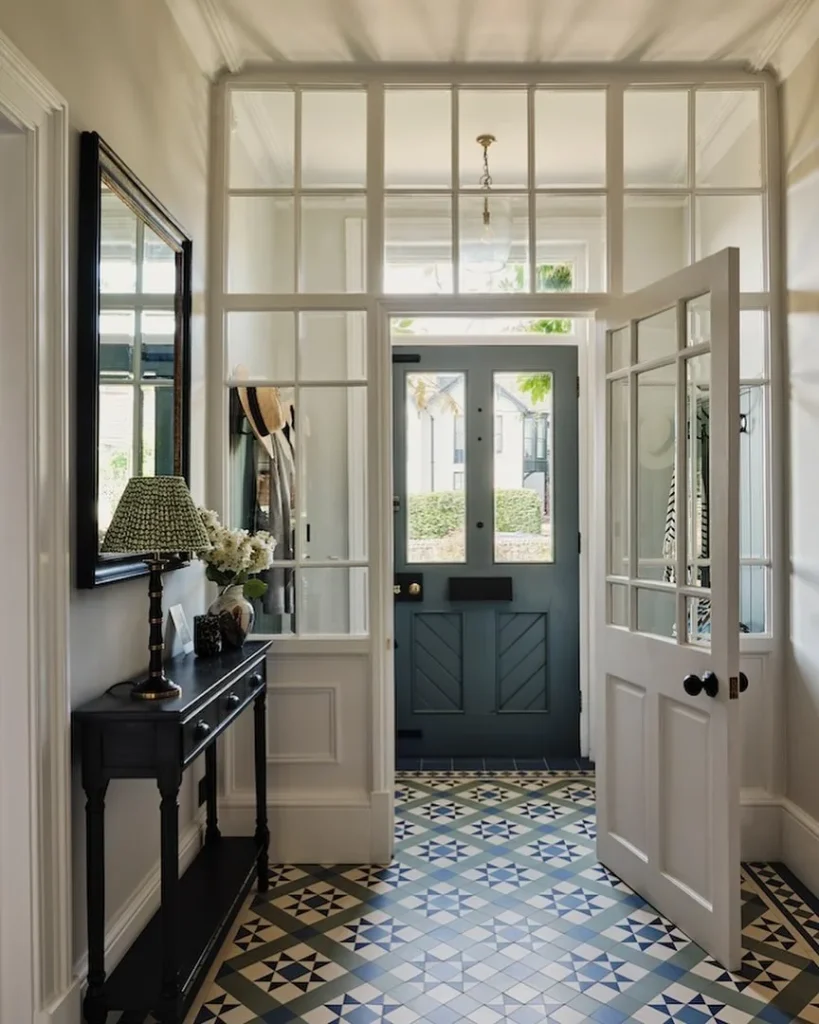 Patterned entryway wallpaper pop